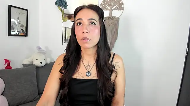 electra hunt online show from July 2026 12:13:01 AM