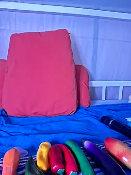 allinqueen online show from February 2025 01:33:01 PM