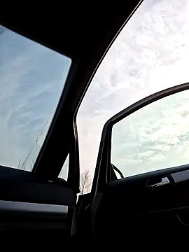 allinqueen online show from March 2025 01:26:02 PM