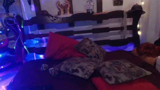 laye19 online show from February 2025 11:14:02 PM