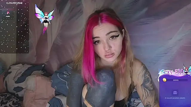 Coralie20  online show from March 2025 11:39:02 AM