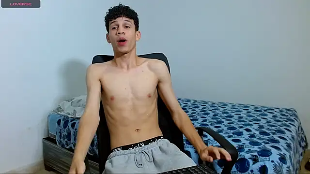 Snapshot of jeff_ross chatting on March 2025 09:32:02 PM jeff ross online show from March 2025 09:32:02 PM