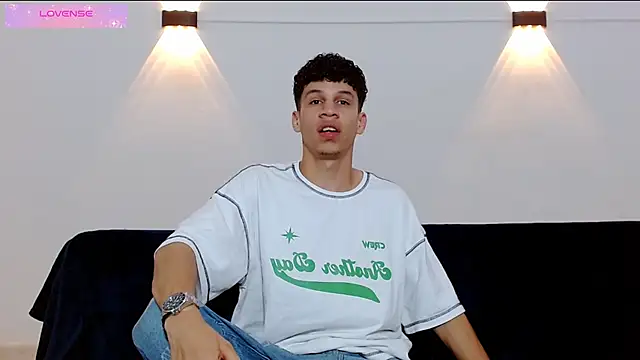 Snapshot of jeff_ross chatting on September 2025 10:37:01 AM jeff ross online show from September 2025 10:37:01 AM