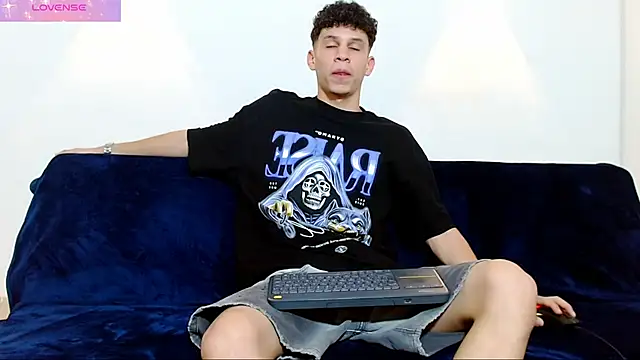 Snapshot of jeff_ross chatting on September 2025 11:31:02 AM jeff ross online show from September 2025 11:31:02 AM