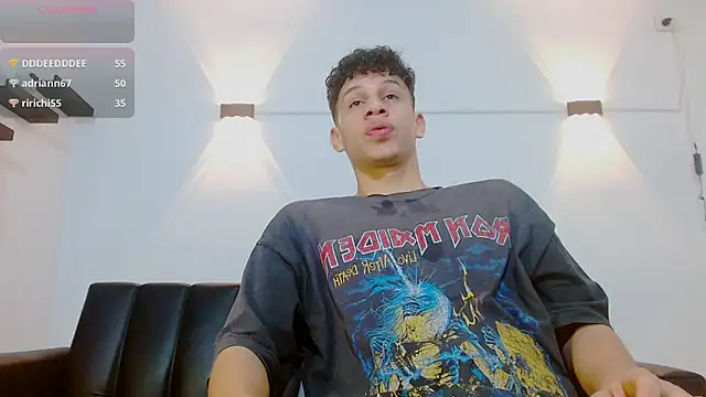 Snapshot of jeff_ross chatting on February 2026 12:01:02 PM jeff ross online show from February 2026 12:01:02 PM