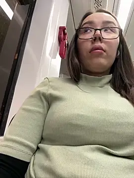 Asian Asami online show from December 2024 06:22:02 PM