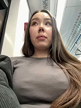 Asian Asami online show from January 2025 02:41:01 PM