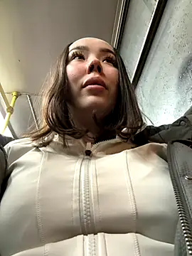 Asian Asami online show from November 2025 03:04:01 PM