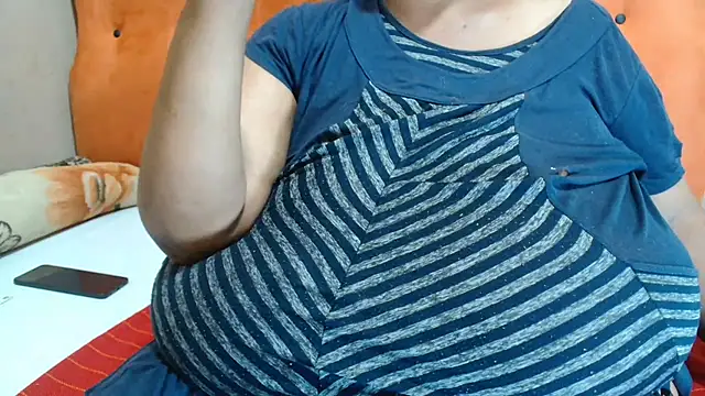 tinagiant online show from October 2025 08:25:01 AM