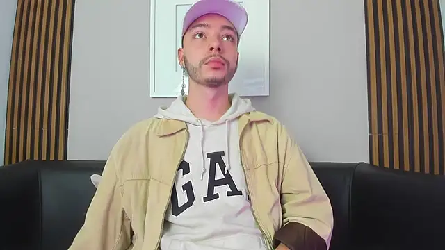 noah ricci online show from January 2025 12:05:02 PM