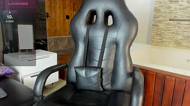 Hanna lens online show from January 2025 05:11:01 PM