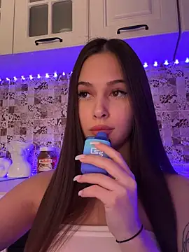 EricaWalls online show from January 2025 11:24:01 AM