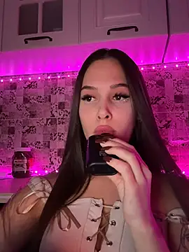 EricaWalls online show from February 2025 07:17:02 PM