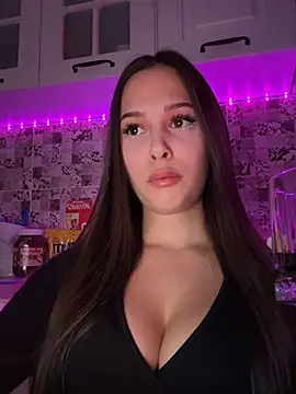 EricaWalls online show from March 2025 08:59:01 PM