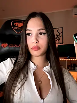 EricaWalls online show from September 2025 07:25:01 PM