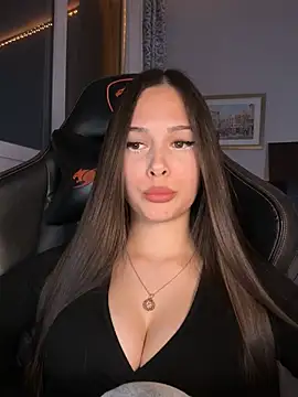 EricaWalls online show from April 2026 09:04:01 PM