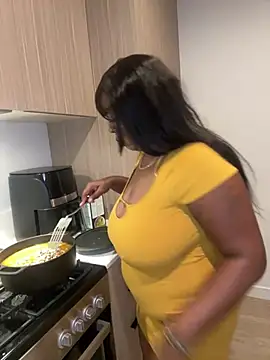 Snapshot of XXXLollipopsJuicy chatting on January 2025 06:26:01 AM XXXLollipopsJuicy online show from January 2025 06:26:01 AM