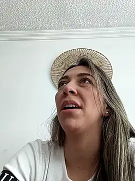 Snapshot of rachellboom chatting on May 2026 07:43:02 PM rachellboom online show from May 2026 07:43:02 PM