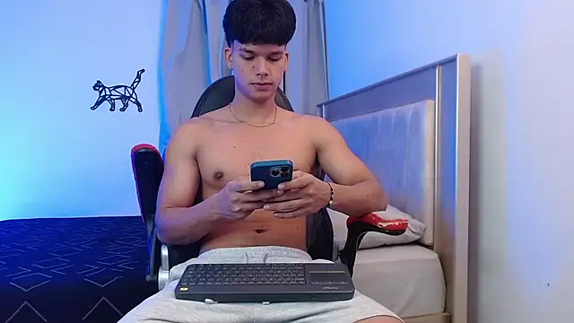 lous g online show from December 2025 01:02:02 AM