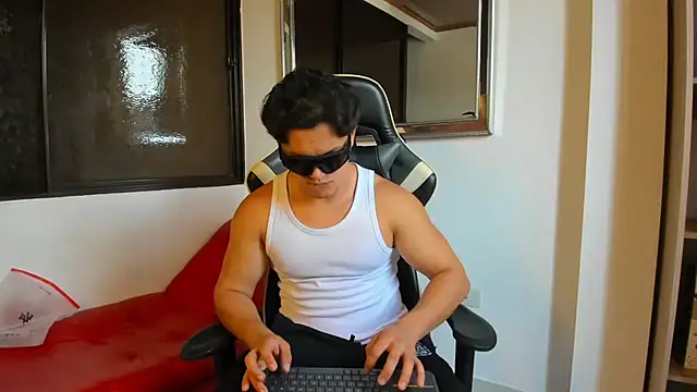 julian wallace online show from March 2026 02:11:02 PM