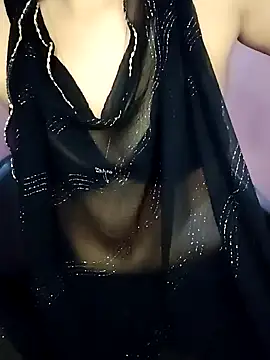 Snapshot of L_ucy1 chatting on December 2024 06:05:01 PM L ucy1 online show from December 2024 06:05:01 PM