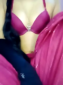 Snapshot of L_ucy1 chatting on January 2025 11:41:01 PM L ucy1 online show from January 2025 11:41:01 PM