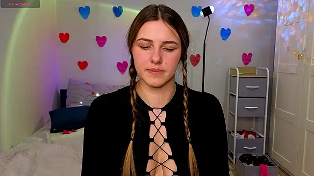 Snapshot of sophia_euphoriaa chatting on February 2026 08:41:01 AM sophia euphoriaa online show from February 2026 08:41:01 AM