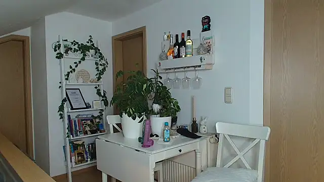 BrownieyQueen online show from December 2024 04:53:01 PM