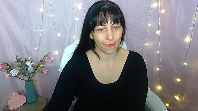 Snapshot of LiluGrants chatting on March 2026 07:07:02 PM LiluGrants online show from March 2026 07:07:02 PM