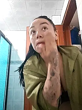 helena smith online show from October 2025 03:07:02 AM