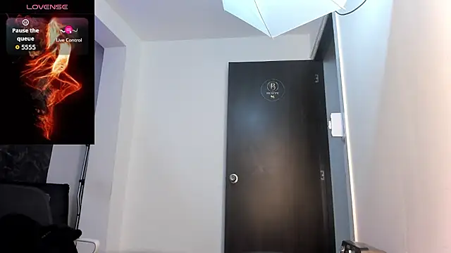 Bella Evans  online show from January 2026 07:08:02 PM