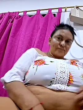 Snapshot of Horny-Mommy-Dirty chatting on July 2026 02:35:02 AM Horny-Mommy-Dirty online show from July 2026 02:35:02 AM
