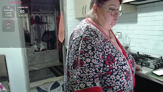 Snapshot of Goddess57 chatting on June 2026 06:32:01 PM Goddess57 online show from June 2026 06:32:01 PM