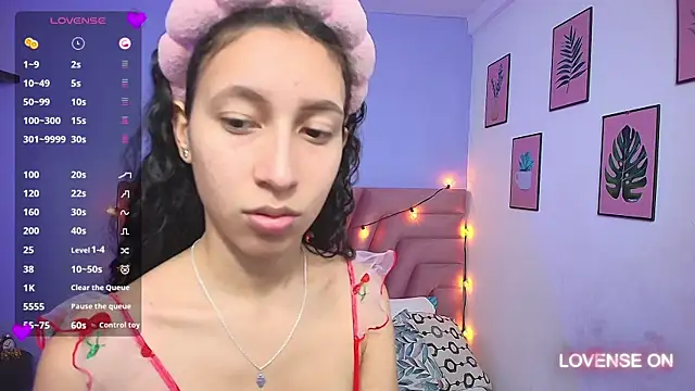 Beautifulskinny18 online show from March 2025 07:54:01 PM