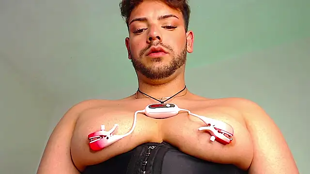 Logan cocky online show from March 2026 07:44:01 PM