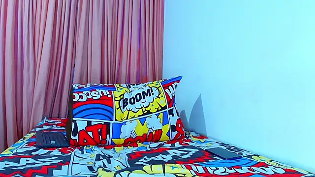 Thomass00 online show from December 2024 01:52:02 PM