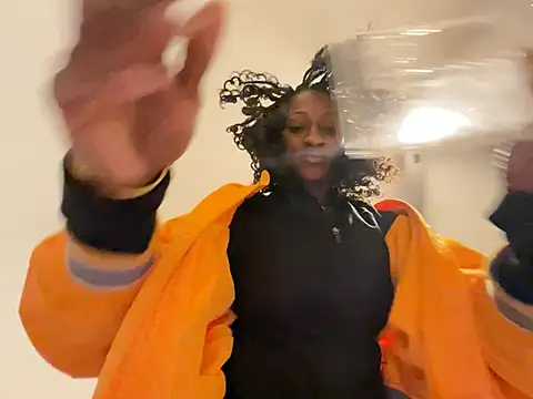 wynterheat online show from February 2025 12:17:02 PM