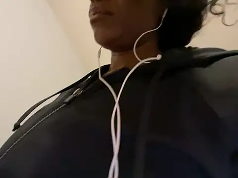 wynterheat online show from March 2025 03:32:01 AM