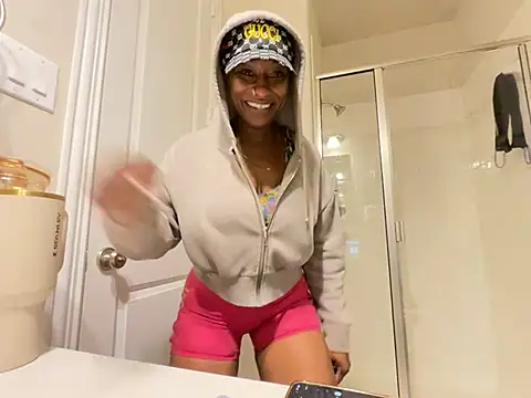 wynterheat online show from July 2026 04:57:02 PM