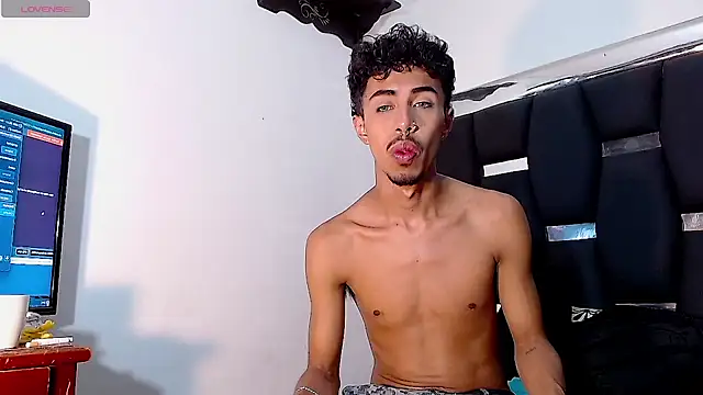 RyanRizzo online show from December 2024 01:57:02 AM