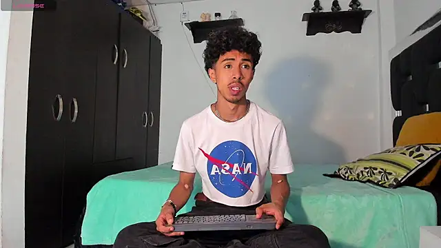 RyanRizzo online show from March 2025 06:20:02 PM