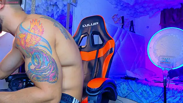 Rich boy01 online show from February 2026 11:56:02 PM