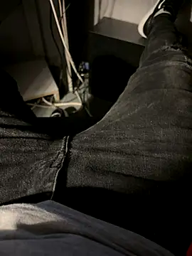 tikitaka97 online show from December 2025 03:30:01 PM