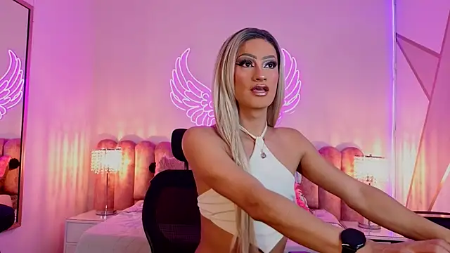  scarletmoore online show from September 2025 08:25:01 AM