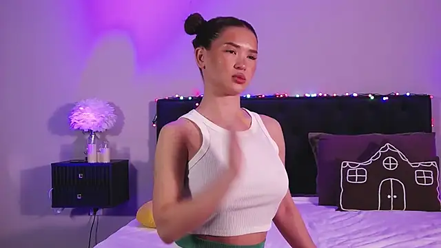 Denise Garciia online show from February 2026 01:21:01 PM