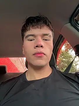 Snapshot of Logan_smith1 chatting on May 2026 09:00:02 PM Logan smith1 online show from May 2026 09:00:02 PM