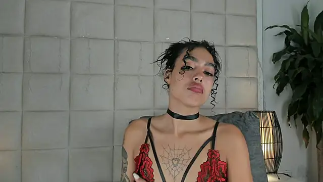 Snapshot of Nia_Bunny chatting on January 2025 02:03:01 PM Nia Bunny online show from January 2025 02:03:01 PM