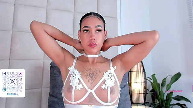 Snapshot of Nia_Bunny chatting on September 2025 02:50:01 PM Nia Bunny online show from September 2025 02:50:01 PM
