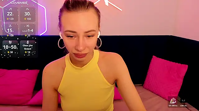 Diana Garrett online show from February 2026 01:42:02 AM