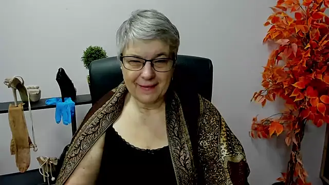 IrisDream online show from January 2025 07:15:01 AM